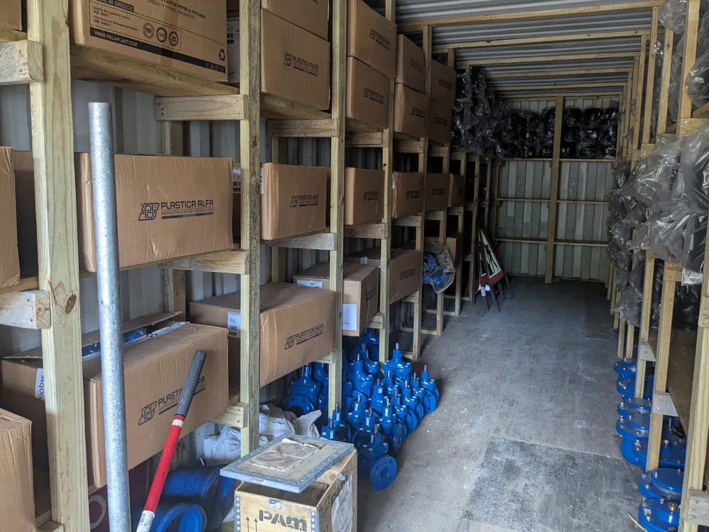 Warehouse overview during export preparation